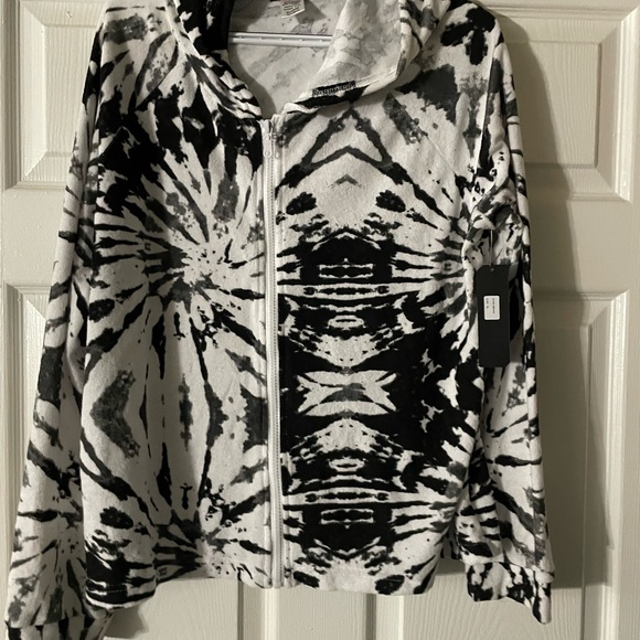 Weekending zip, hooded design light weight jacket, black n white, size XL - Picture 2 of 7